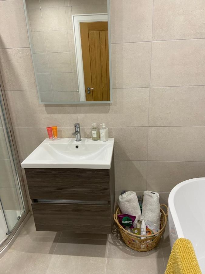 Beautiful Private Room And Bathroom Ballycastle Ngoại thất bức ảnh